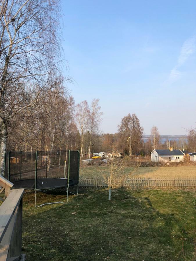 Two Small Guest Houses By Lake Rent Out As One Hjo Exteriér fotografie